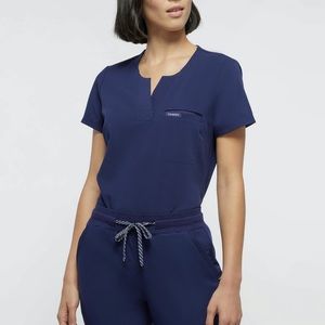 Jaanuu tuck in top and five pocket joggers